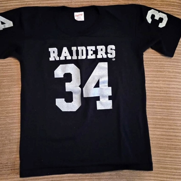 Black Raiders 34 T-Shirt - Picture 1 of 4